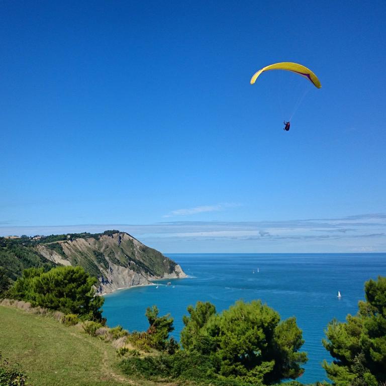 Valcastagno Relais & Residence Sirolo Kültér fotó
