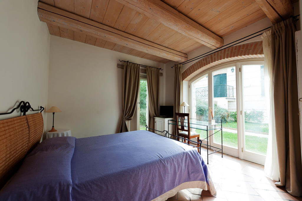 Valcastagno Relais & Residence Sirolo Szoba fotó